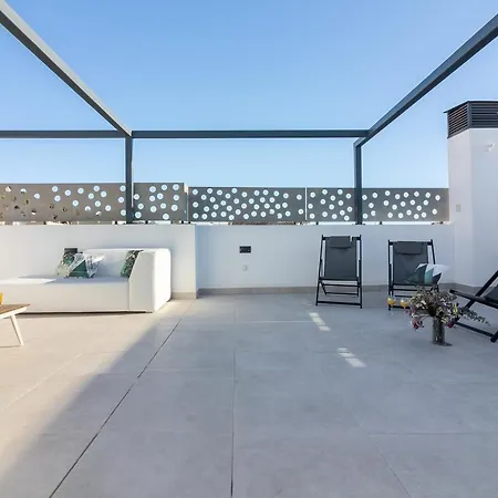 Center Flat Mariblanca 12 Sun & Terrace Boutique *