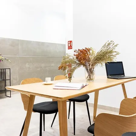 Center Flat Mariblanca 12 Sun & Terrace Boutique Lejlighed